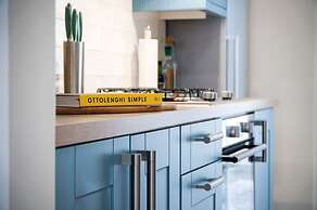 Park Place - 2 Bedroom Apartment - Tenby