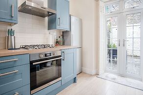 Park Place - 2 Bedroom Apartment - Tenby