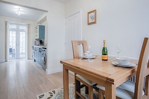 Park Place - 2 Bedroom Apartment - Tenby