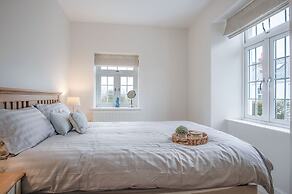 Park Place - 2 Bedroom Apartment - Tenby