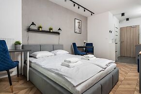 APARTAMENTY NA DĘBNIKACH