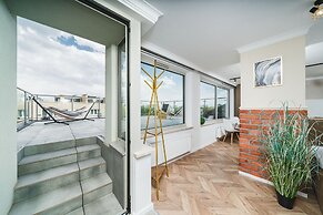 APARTAMENTY NA DĘBNIKACH