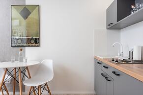 APARTAMENTY NA DĘBNIKACH