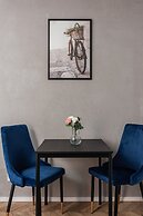 APARTAMENTY NA DĘBNIKACH