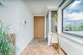 APARTAMENTY NA DĘBNIKACH