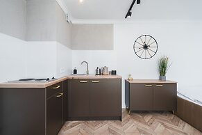 APARTAMENTY NA DĘBNIKACH