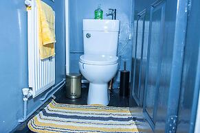 Dudley 3bedroom Home-perfect for Long & Short Stay