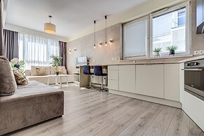 RentPlanet - Wszystkich Świętych