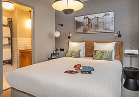 East Paris Suite