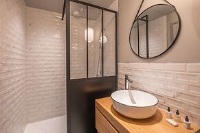 East Paris Suite