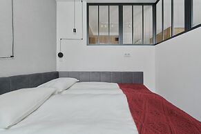 Comfortable Studio in Wrocław by Renters