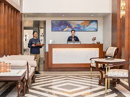 Foxtrail, Sector 42 - AM Hotel Kollection