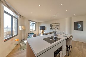 Downtown Brussels Splendor Suites