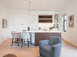 Downtown Brussels Splendor Suites