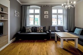 RentPlanet - Apartament Białoskórnicza
