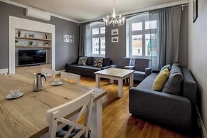RentPlanet - Apartament Białoskórnicza