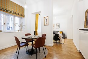 Vintage Vibe - Classic Old Town Suites