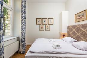 Vintage Vibe - Classic Old Town Suites