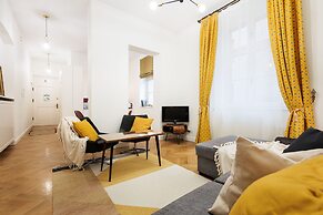 Vintage Vibe - Classic Old Town Suites