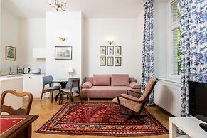 Vintage Vibe - Classic Old Town Suites