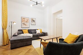 Vintage Vibe - Classic Old Town Suites