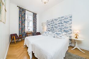 Vintage Vibe - Classic Old Town Suites