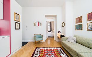 Vintage Vibe - Classic Old Town Suites