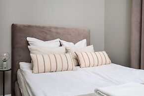 Vintage Vibe - Classic Old Town Suites