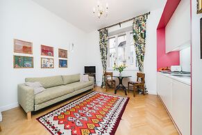 Vintage Vibe - Classic Old Town Suites