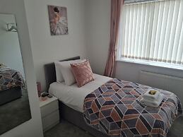 5bed House Wirral Near Liverpool,chester