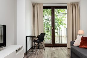 Blossom - Old Town Residence