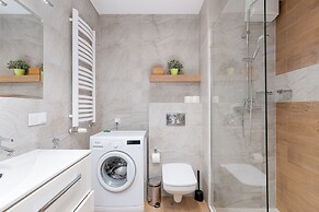 Blossom - Old Town Residence