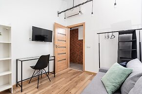 Blossom - Old Town Residence