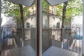 Blossom - Old Town Residence