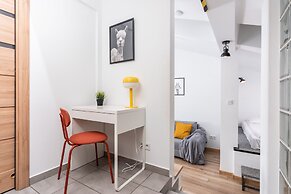 Blossom - Old Town Residence