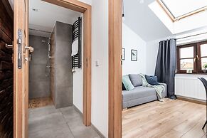 Blossom - Old Town Residence