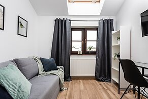 Blossom - Old Town Residence