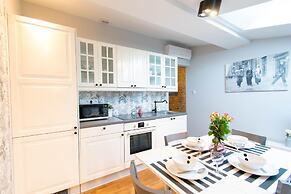 Krupnicza Modern Old Town Apartments