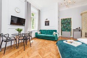 Traveler's Best- Old Town Guesthouse