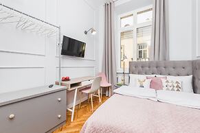 Traveler's Best- Old Town Guesthouse