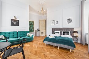 Traveler's Best- Old Town Guesthouse