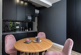 Smart Apartments- Old Town Train Station