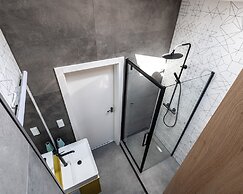 Smart Apartments- Old Town Train Station