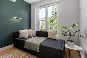 Smart Apartments- Old Town Train Station