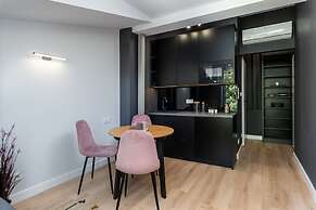 Smart Apartments- Old Town Train Station