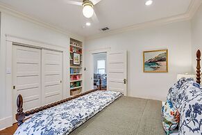 1 Mi to Downtown Tyler: Historic Home w/ Porch!