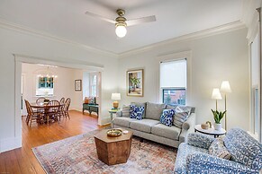 1 Mi to Downtown Tyler: Historic Home w/ Porch!