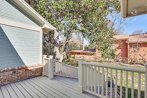 1 Mi to Downtown Tyler: Historic Home w/ Porch!