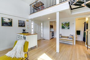 Dreamy Hudson Valley Cottage w/ State Park Views