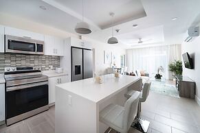 Coral Beach by Blue Sky Luxury